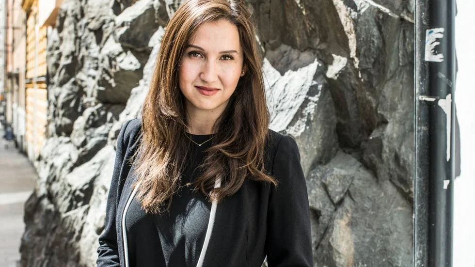 Tidigare statsrådet Aida Hadzialic är på väg att göra politisk comeback.
