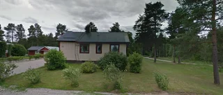 110 kvadratmeter stort hus i Juoksengi sålt för 302 000 kronor