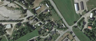 68-åring ny ägare till 50-talshus i Öjebyn - prislappen: 1 050 000 kronor