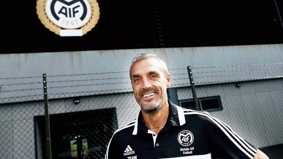 MAIFBYGGE. Klubbchefen Mikael Larsson berättar om senaste nytt i Motala AIF Fotboll.