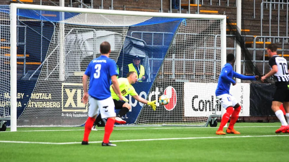Mycket poäng på kontot redan och då är det ingen vits att drabbas av panik för Åtvidaberg. Landskrona var bara bättre, och vassare, skriver Jens Bollius efter skåningarnas 5–0-seger på Kopparvallen.
