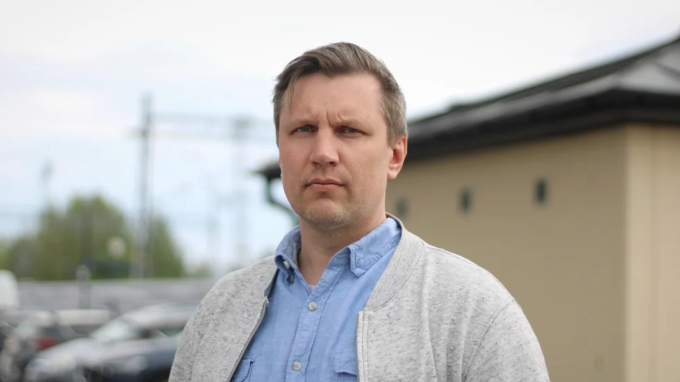 Hugo Andersson, enhetschef för gata och park i Motala kommun, är som helhet nöjd med utfallet av de höjda taxorna. Nu föreslås fler förändringar till politikerna, både att lägga till fler p-avgifter men också ta bort några. 
