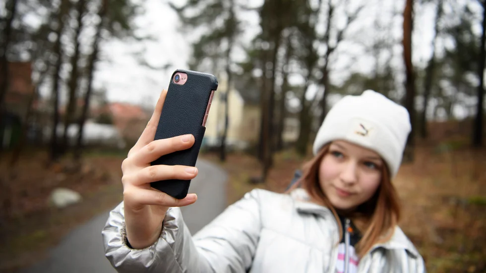 Influensers och sociala medier kan skapa tuffa förväntningar på unga människor.