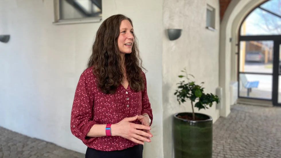 Anna Falk berättar att hon blivit överraskad över hur mycket kraft hon fått av det stöd hon upplevde från sin omgivning när hon fick sin cancerdiagnos. 