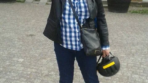 Nu ställer Uppsalakonstnären Helena Lindstedt ut i Gysinges Stora järnboden.