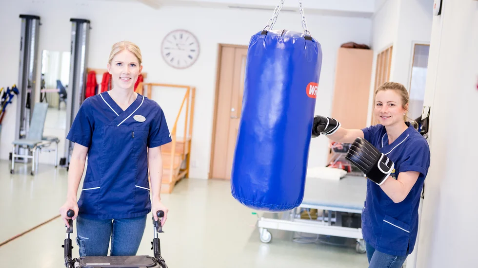 Malin Javelius, arbetsterapeut, och Marita Ansin, sjukgymnast, befarade att tillströmningen av patienter skulle öka under pandemin. Så har det inte blivit hittills. 