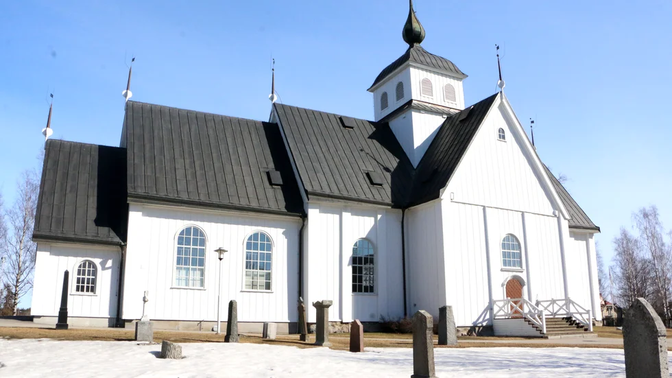 På grund av de nya restriktionerna får endast fem personer delta vid begravningar, något som upprör anhöriga. (Arkivbild)