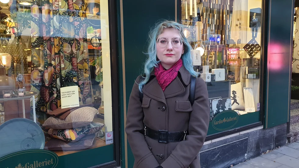 Rebecka Wixner, Umeå: "Jag tror inte att jag kommer julhandla i år på grund av corona, men om det blir något så blir det på nätet. Leveransen får bero på vad butiken erbjuder och priset."