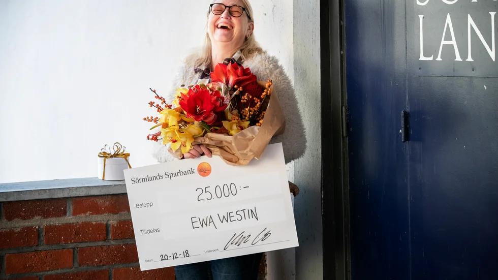 Under fredagen tilldelades Ewa Westin på Teater Sörmland sparbankens kulturpris. 