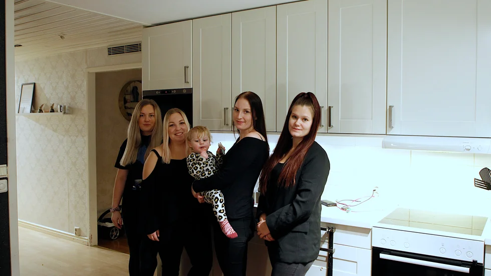 Lena Åstrand, Emilie Rundqvist, Victoria Rundqvist och Matilda Gustafsson är gänget bakom hjälporganisationen. 