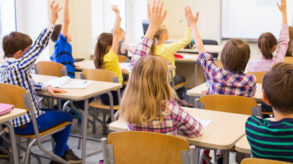 Den nioåriga flickan som inte får någon assistent i skolan trots läkarintyg är inte ensam enligt föreningen Attention i Kiruna.