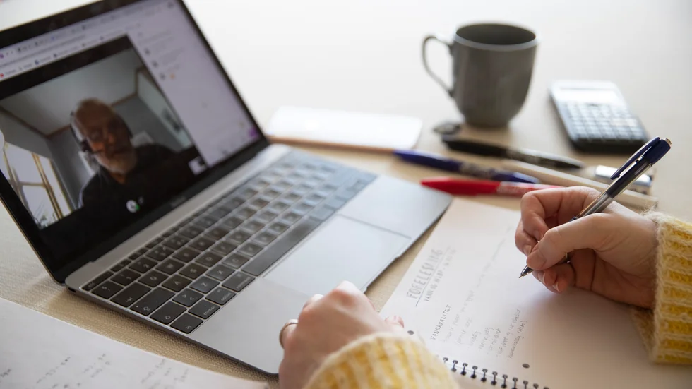 UNT borde ha ha förklarat uttrycket "webinar", skriver Tarmo Oja.