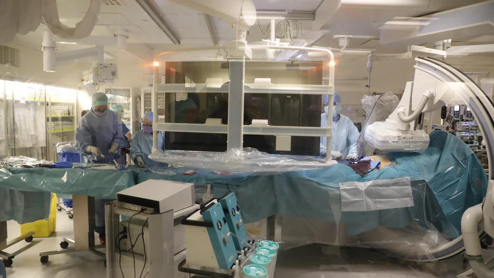 Operationerna kan tvingas skjutas upp.