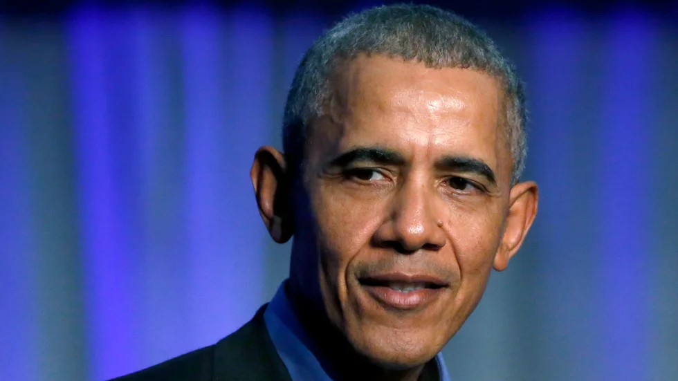 Barack Obama har skrivit "Ett förlovat namn" som översatts av Manne Svensson och ges ut på Albert Bonniers förlag. 