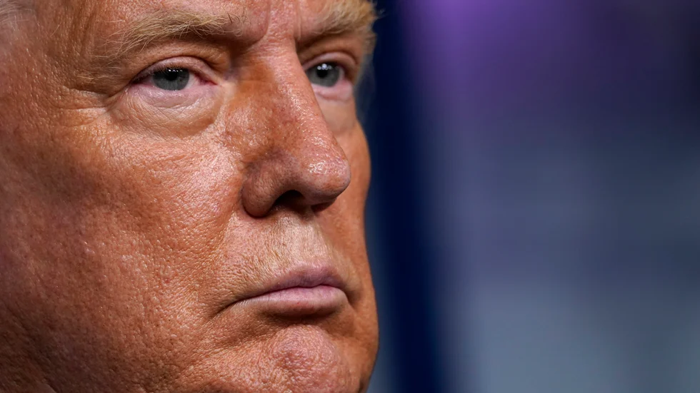 Donald Trump har gett order om stopp för utbildningarna.