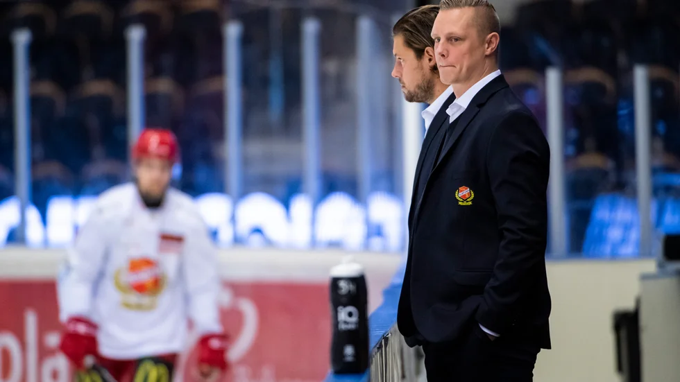 Robert Kimby och Almtuna får äntligen matcha igen efter att ha haft uppehåll på grund av covid-smitta i truppen.