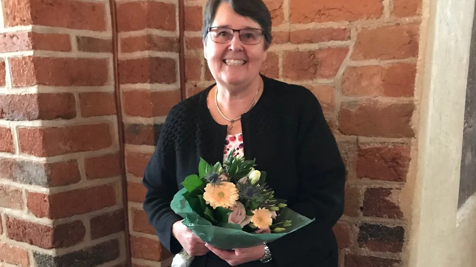 Sabina Mathiasson avtackades efter 45 års tjänstgöring inom Strängnäs domkyrkoförsamling.