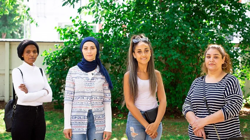 Abeer, Yirgalem, Kashan och Yusra är deltagarna i projektet, som fått namnet "Uppsalahem Femme". 
