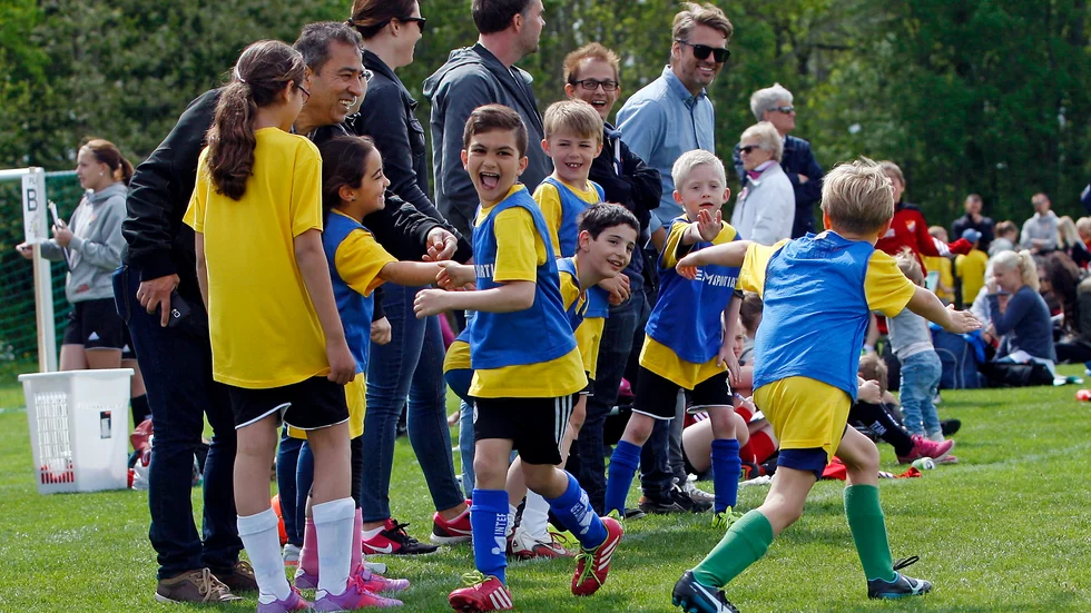 Borens IK:s skolturnering klassfotboll blir inte av i maj. Det har Motalaklubben bestämt. Ett försök ska göras att ha arrangemanget i höst i stället.