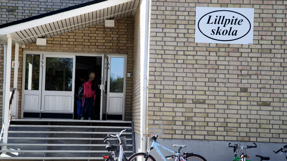 Insändarskribenten tycker det är ett bra förslag att bygga om skolan i Lillpite till ett trygghetsboende istället. (Arkivbild)
