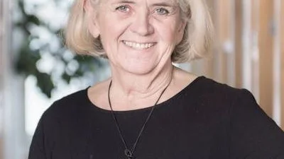 Birgitta Ahlqvist är aktiv i S-kvinnor i Luleå. Hon skriver regelbundet på sidan 2 i NSD.