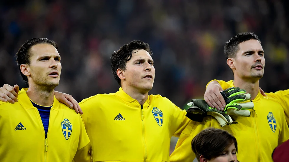 Landslagsspelarna Albin Ekdal, Victor Nilsson Lindelöf och Mikael Lustig ser fortfarande ut att få spela EM-matcher i Dublin och Bilbao. Arkivbild.