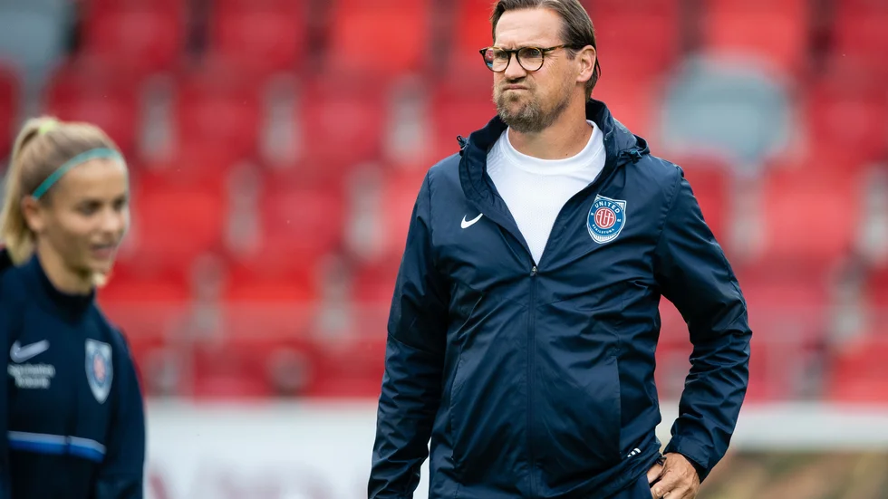 Magnus "Munken" Karlsson har lämnat tränarjobbet i Eskilstuna United och i stället påbörjat sin nya tjänst som klubbdirektör i IFK Norrköping.