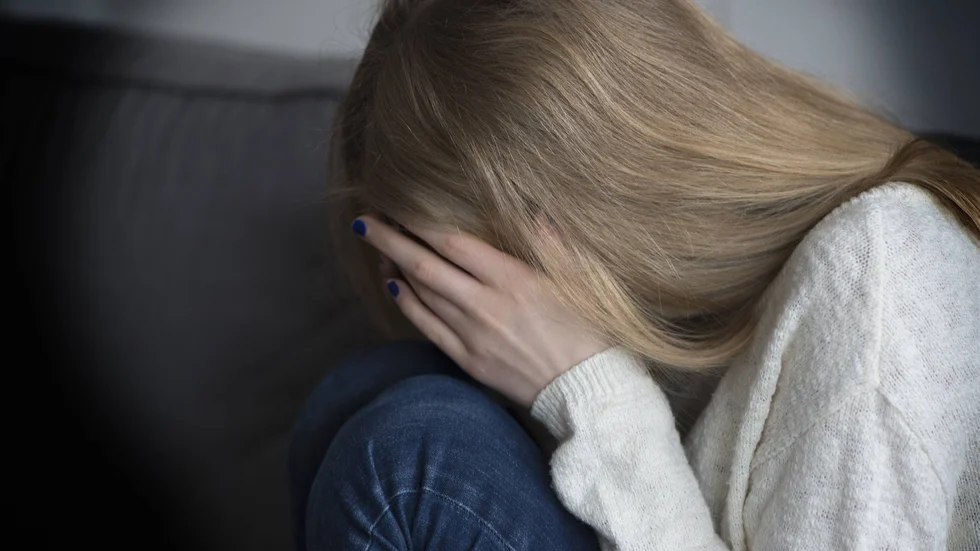Två minderåriga flickor våldtogs för 15 år sedan. Nu fälls en 46-årig man för övergreppen.