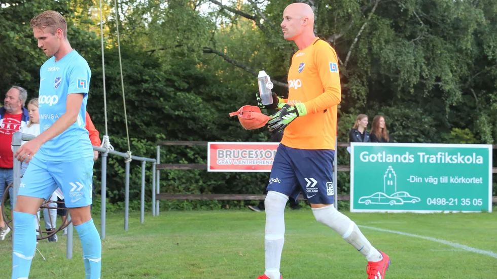Hugo Danneholm återvände till Gotland i somras och har blivit ett välkommet tillskott för IFK VIsby. I helgen väntar kval till division 3.