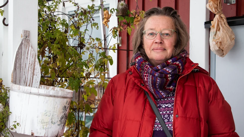 Pitebo har sålt flera fastigheter i Svensbyn, Lillpite och Böle. Hyresgästen Åsa Bergstrand är upprörd och anser att Pitebo säljer ut allmännyttan. "De har tappat sitt ursprungliga syfte", säger hon. (Arkivbild)