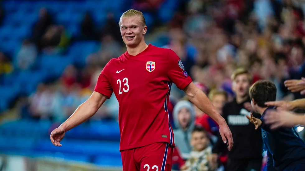 Erling Braut Haaland under en VM-kvalmatch i september.