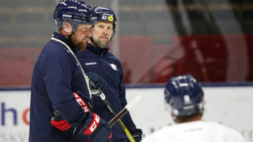 Klas Östman och Niclas Hävelid är förstås på plats när LHC tränar inför torsdagens "omstart" i SHL.