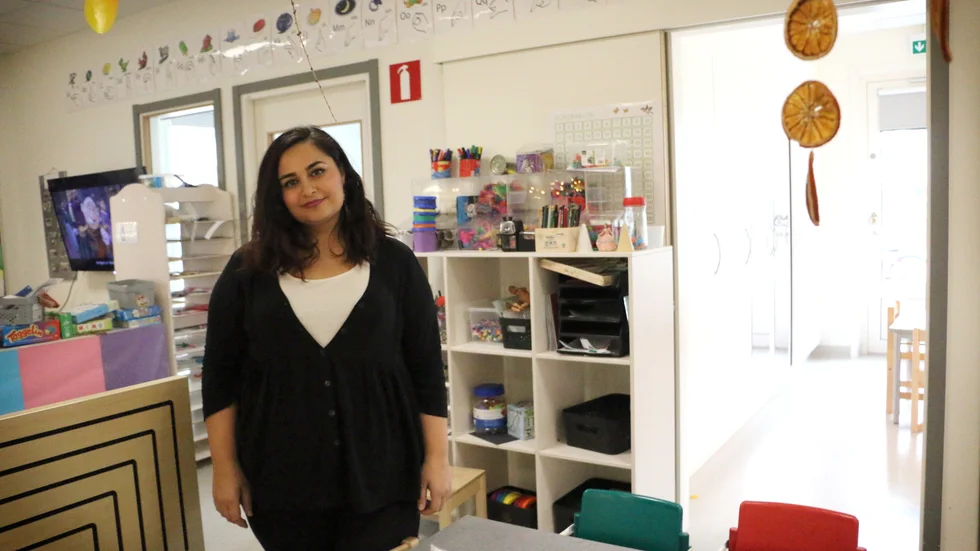 Shajwan Saeed jobbar som barnskötare på Rönnens förskola. Hon tar den tillfälliga flytten till Ringgatan med jämnmod. "Kan bli kul med lite miljöombyte."