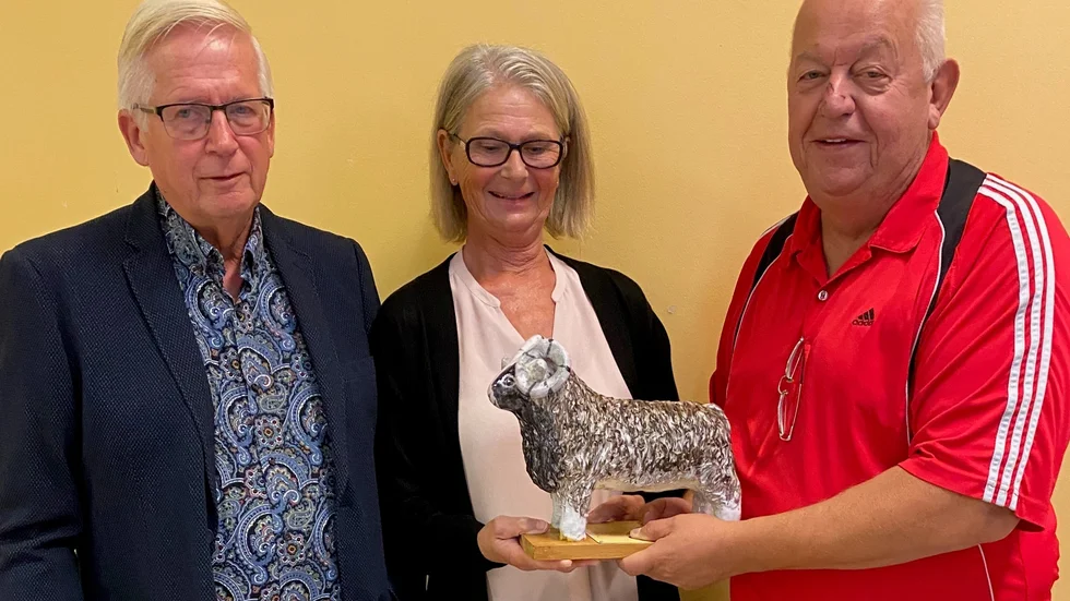 Gotlands Försvarsutbildningsförbunds årsstämma 2021 Från vänster Janne Engström, ordf, Lisbeth Engström Hedersbaggen 2020, Göran Wahlqvist Hedersbaggen 2019. 