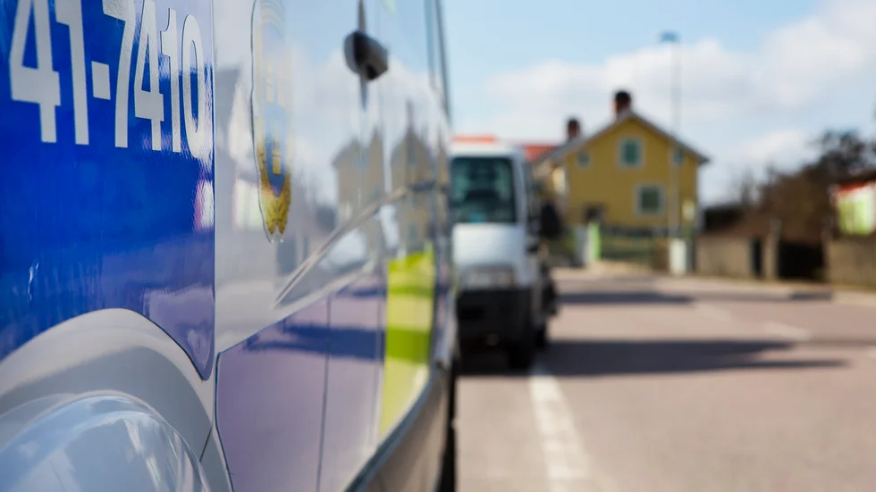 Föraren försökte undvika en trafikkontroll i Gällivare men polisen körde ikapp.