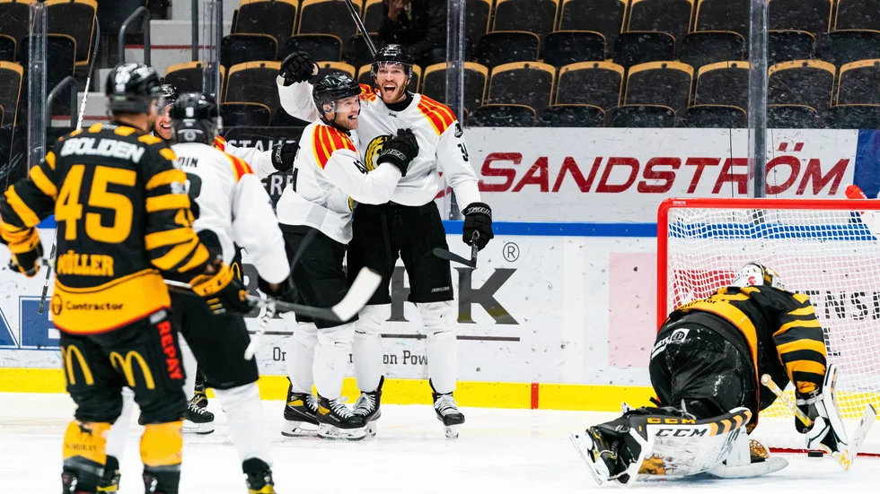 Skellefteå AIK har inte den bästa veckan i sin existens, menar körnikören.