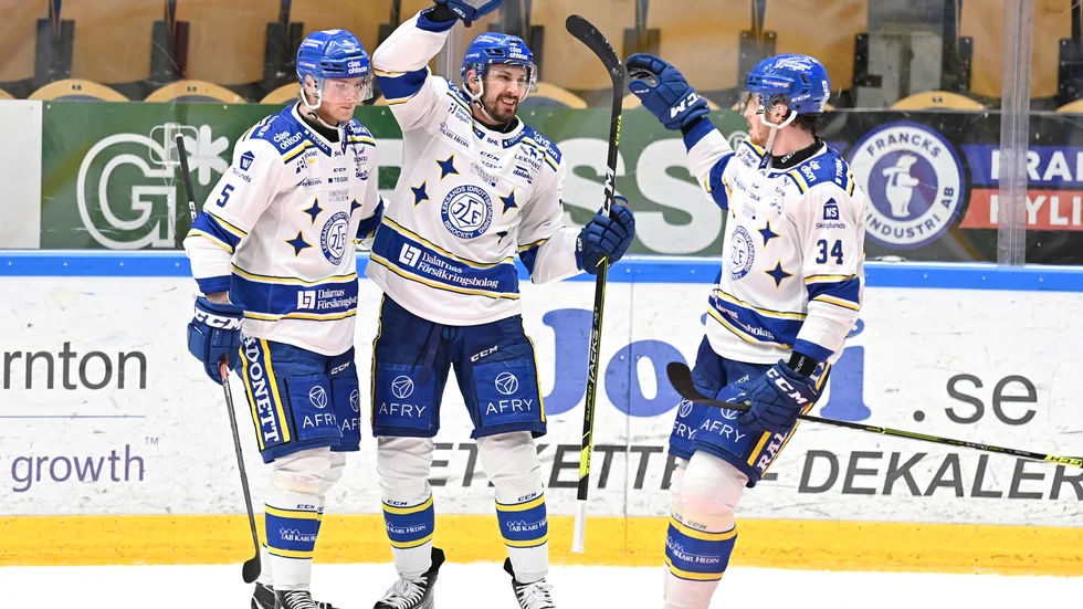 Marek Hrivik, i mitten, utsågs i veckan till SHL:s bäste spelare och fick Guldhjälmen. Blir det guldskimmer över Leksand i SM-slutspelet? Arkivbild.