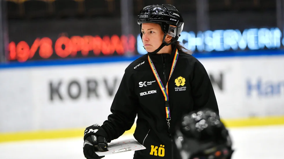 "Jag vill vara en ledare med ett stort hjärta, att tjejerna känner att jag faktiskt bryr mig om dem och deras utveckling. För mig börjar det där", säger Kajsa Östlund.