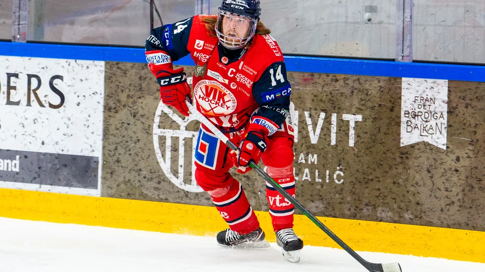 Premiärmatch väntar för Erik Gustafsson och VIK.