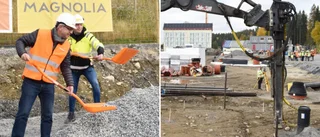 Spaden i jorden för nästa bygge på Västra Erikslid – här görs även 40 bostadsrätter