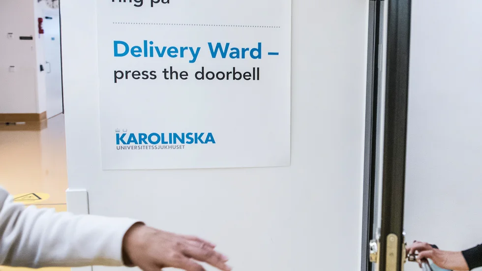 Platsbrist på förlossningsavdelningar leder till brister i patientsäkerheten, enligt Barnmorskeförbundet. Arkivbild.