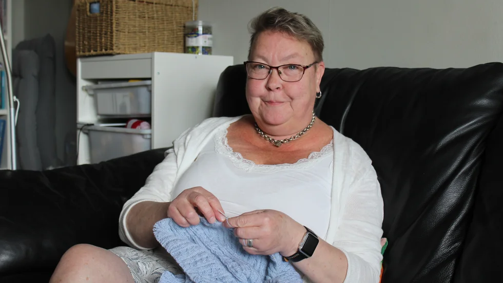 Mia Sköld har inget emot att använda händerna då och då för att skapa istället för att köpa. 