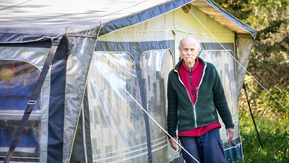 Eric "Swasse" Swanström har bott i sin husvagn på Galgbergets naturreservat sedan 2009 – nu tvingas han flytta.