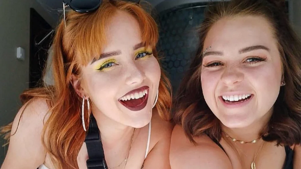 Alma Augustsson och Anna Pettersson från Eskilstuna har chans att ta över en av Sveriges största poddar om sex, relationer och samlevnad. 