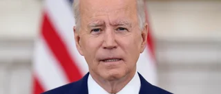 Biden tvingas backa från vaccinmålet