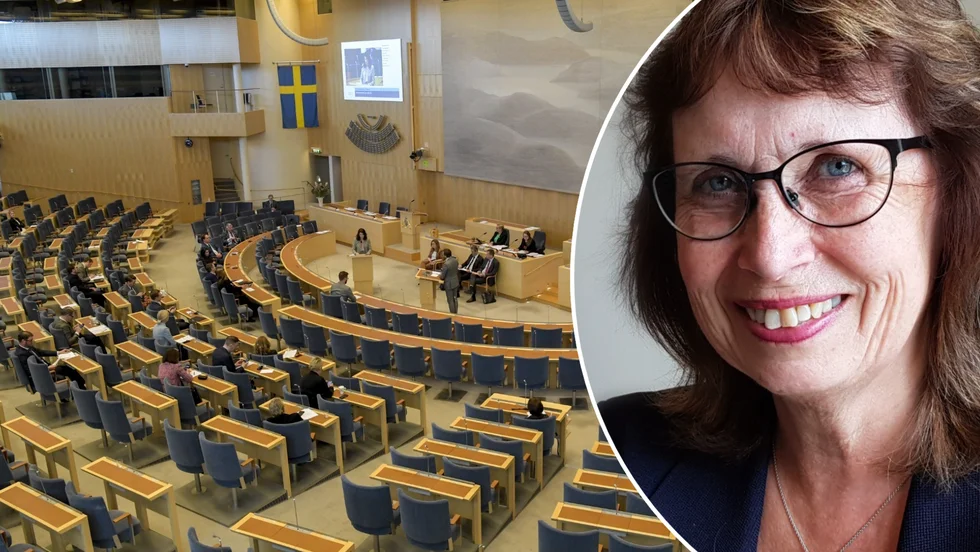 Riksdagen fattar beslut om mellanlager och slutförvaring och skribenten tycker att regeringen måste köra över Miljöpartiet i frågan.