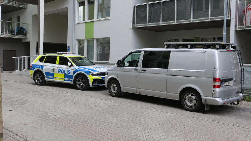 Under söndagseftermiddagen pågick en polisinsats i Sala Backe.