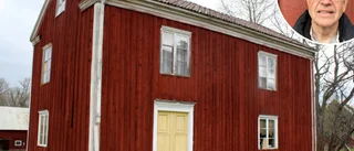 Sugen på att flytta ett 1700-talshus? Här är chansen!