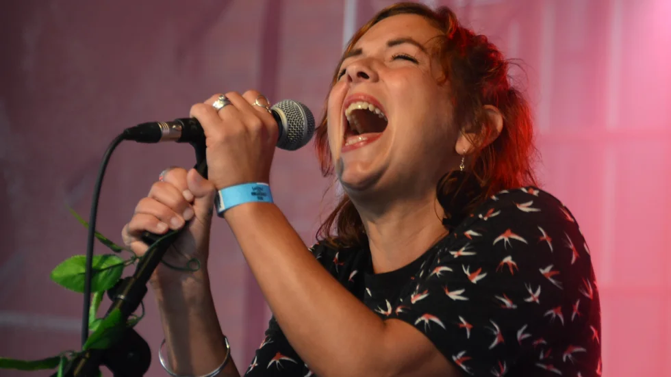 Härlig energi från gotländska Ida Andersson band.