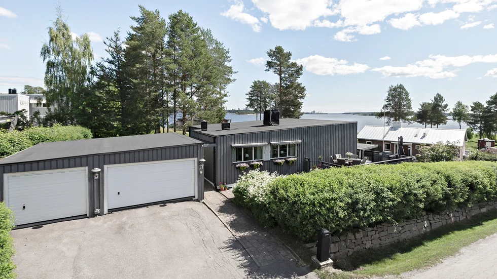 Villan på Enhörningsvägen 17, Bergnäset, såldes för 7,6 miljoner. 